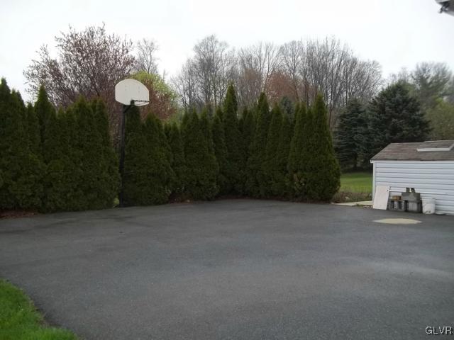 649 Long Lane Road Walnutport, PA 18088 - Photo 30 of 40 Gallery Image 30
