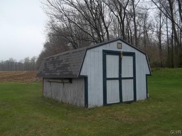 649 Long Lane Road Walnutport, PA 18088 - Photo 38 of 40 Gallery Image 38