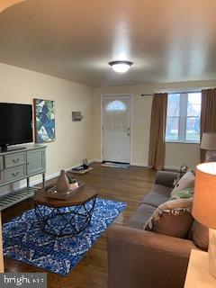 3004 Heather Road Folcroft, PA 19032 - Photo 6 of 21 Family Room