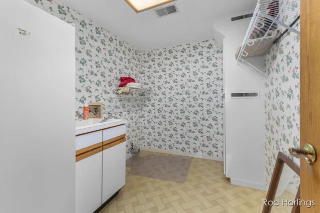 $438,000 | 6977 Pinehurst Lane Northeast, Rockford, MI 49341