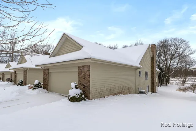 $438,000 | 6977 Pinehurst Lane Northeast, Rockford, MI 49341