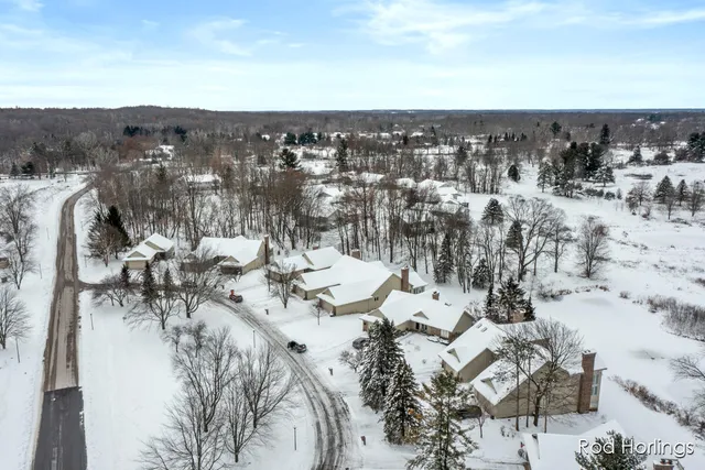 $438,000 | 6977 Pinehurst Lane Northeast, Rockford, MI 49341