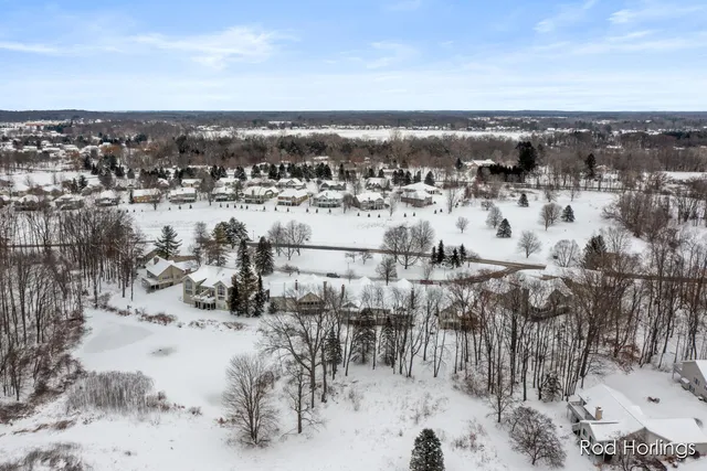 $438,000 | 6977 Pinehurst Lane Northeast, Rockford, MI 49341