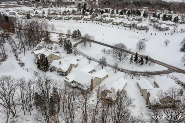 $438,000 | 6977 Pinehurst Lane Northeast, Rockford, MI 49341