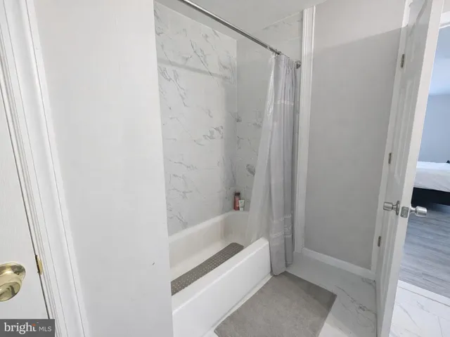 $500,000 | 11 Dryden Drive, Burlington, NJ 08016