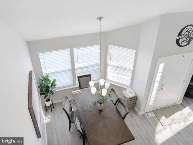 $500,000 | 11 Dryden Drive, Burlington, NJ 08016