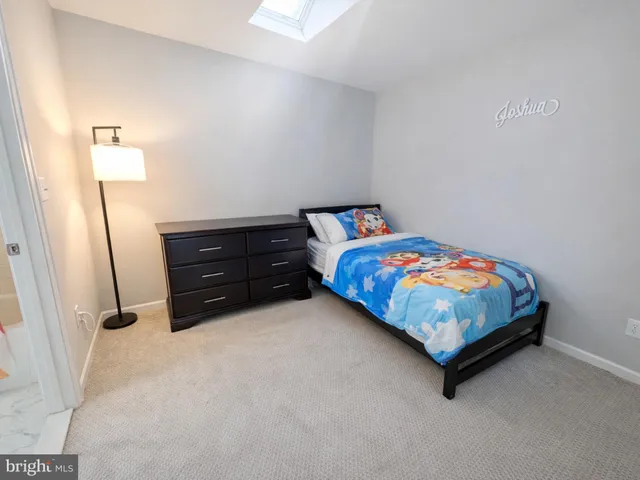 $500,000 | 11 Dryden Drive, Burlington, NJ 08016