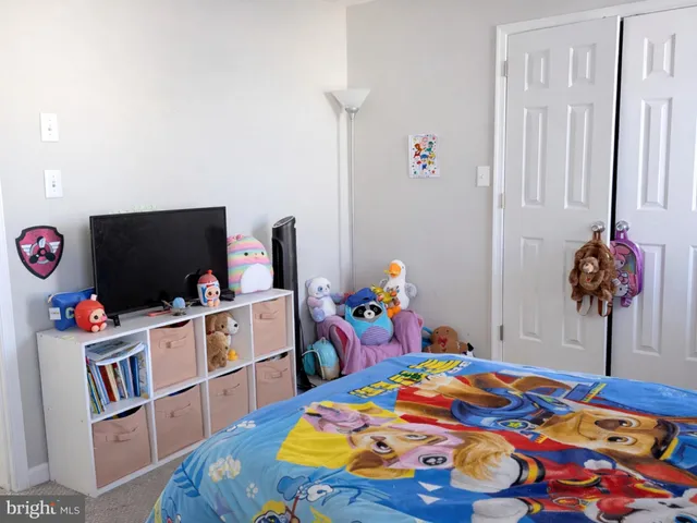 $500,000 | 11 Dryden Drive, Burlington, NJ 08016