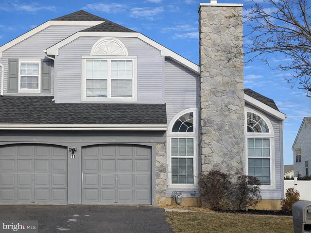 $500,000 | 11 Dryden Drive, Burlington, NJ 08016