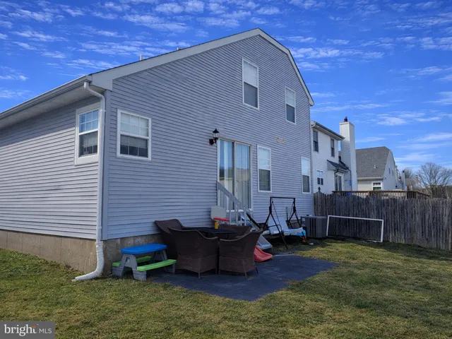 $500,000 | 11 Dryden Drive, Burlington, NJ 08016