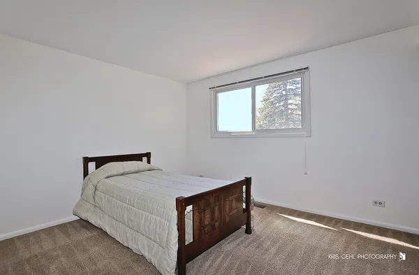 $650,000 | 1123 Juniper Parkway, Libertyville, IL 60048