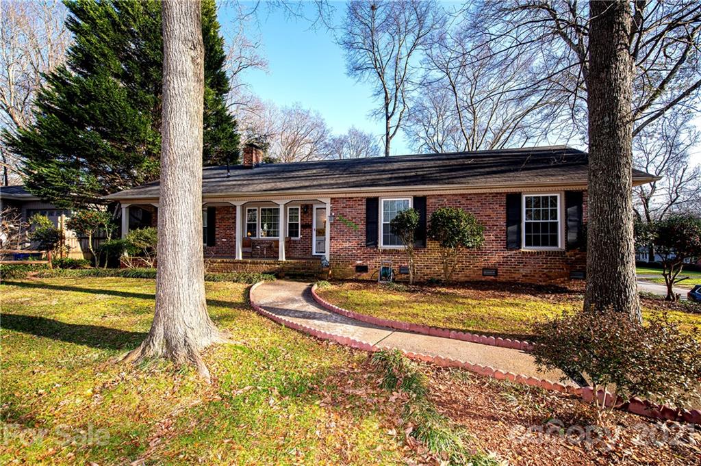 5535 Seacroft Road Charlotte, NC 28210 - Photo 1 of 23 Gallery Image 1