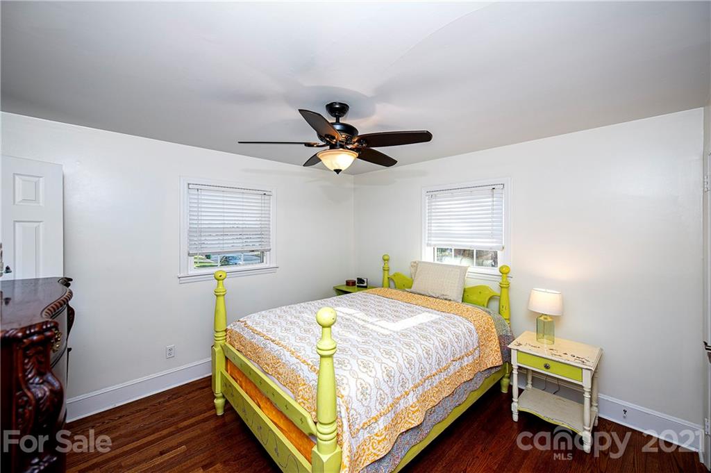 5535 Seacroft Road Charlotte, NC 28210 - Photo 13 of 23 Gallery Image 13