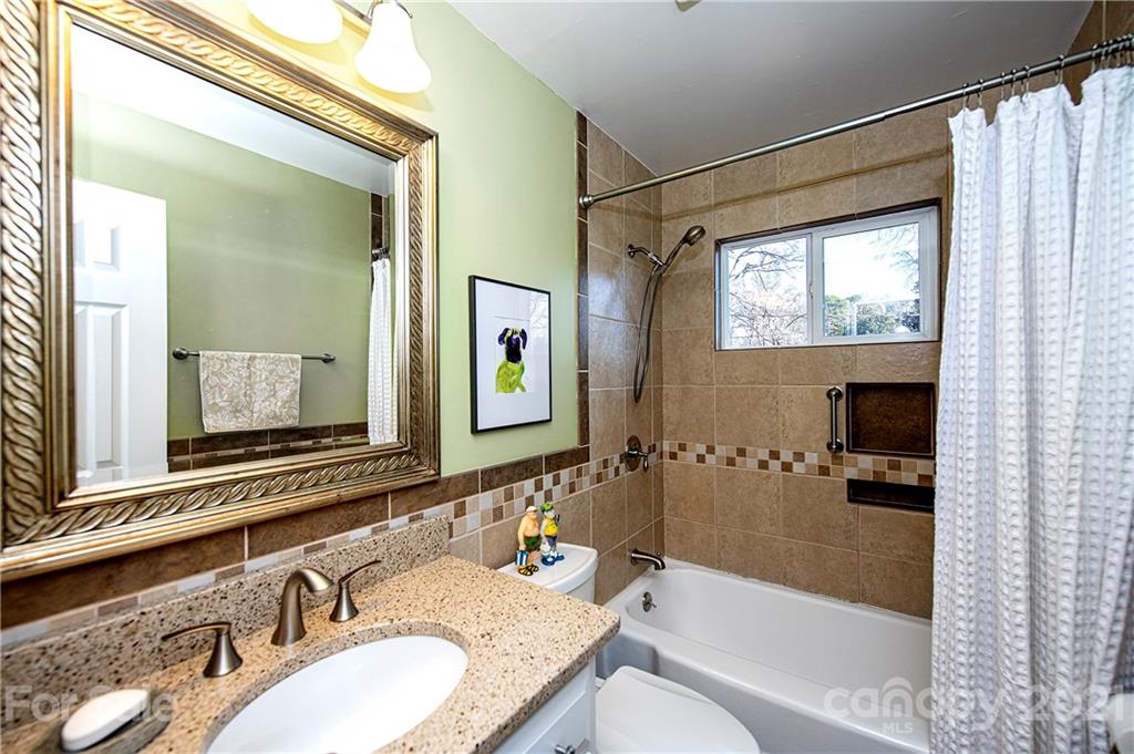 5535 Seacroft Road Charlotte, NC 28210 - Photo 18 of 23 Gallery Image 18