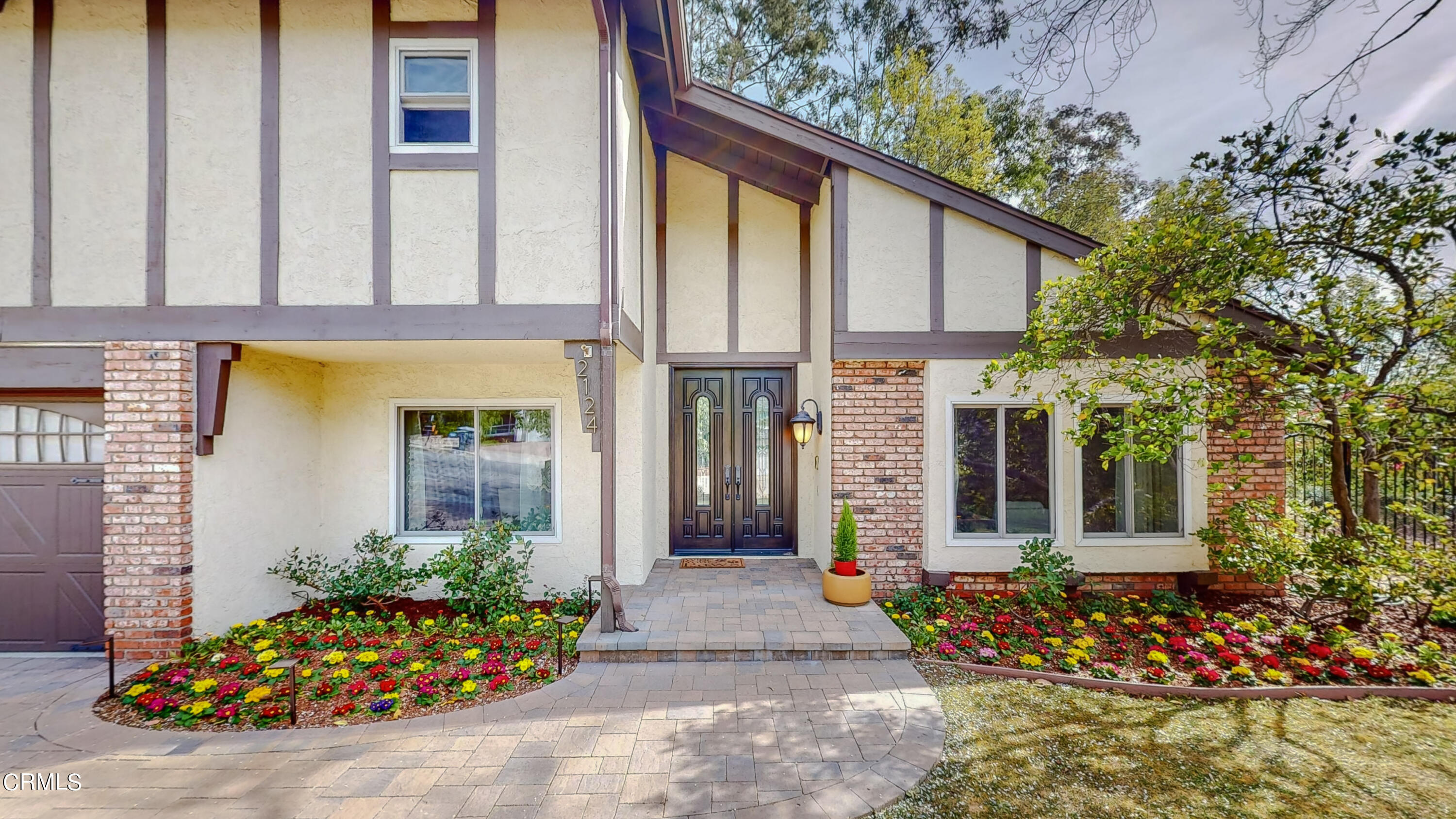 2124 Lenore Drive Glendale, CA 91206 - Photo 2 of 33 front view of a house