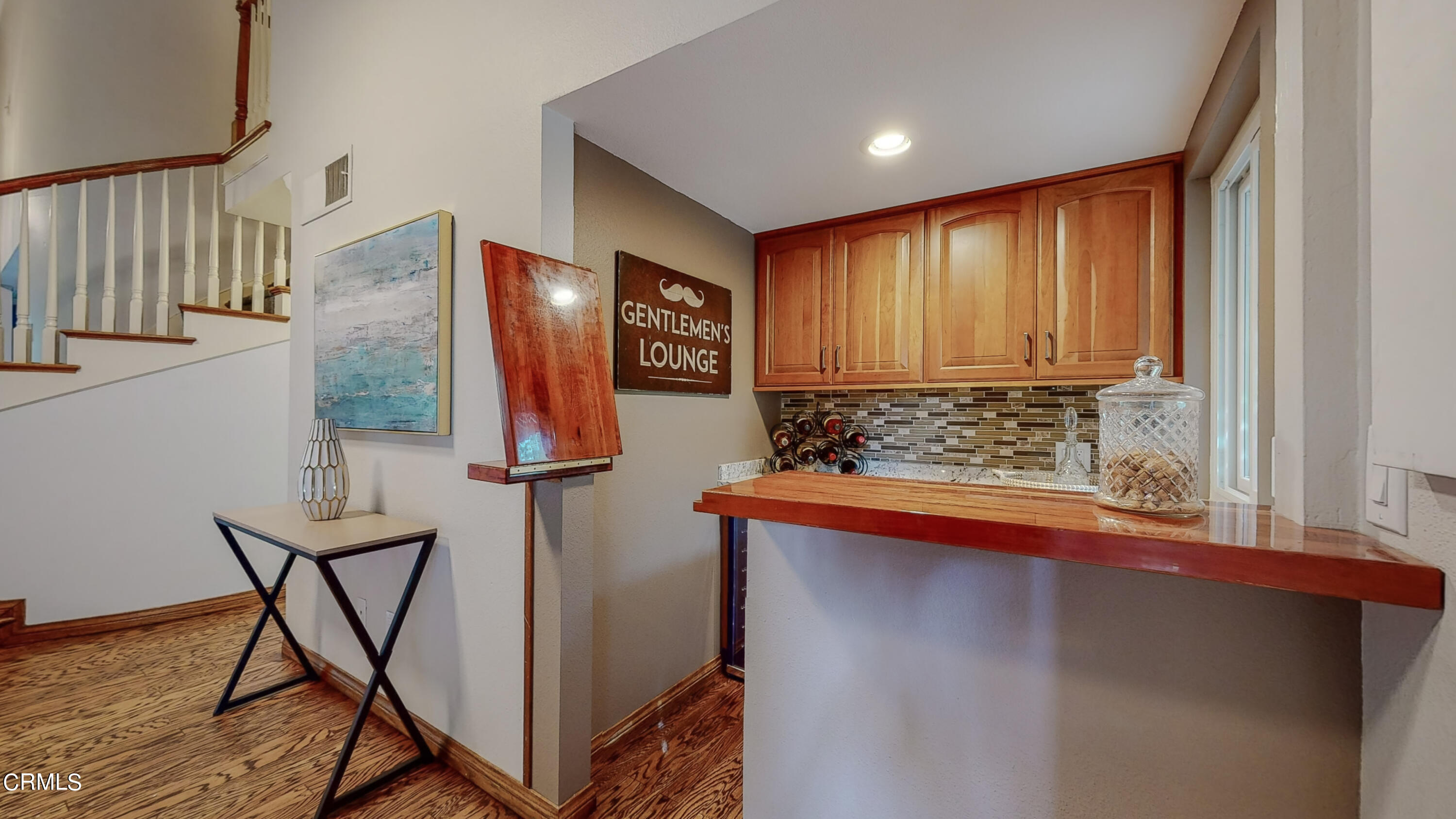 2124 Lenore Drive Glendale, CA 91206 - Photo 8 of 33 a view of hallway with furniture