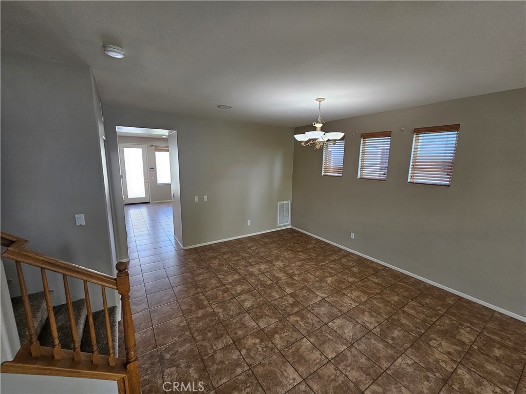 28882 Lakefront Road Temecula, CA 92591 - Photo 8 of 37