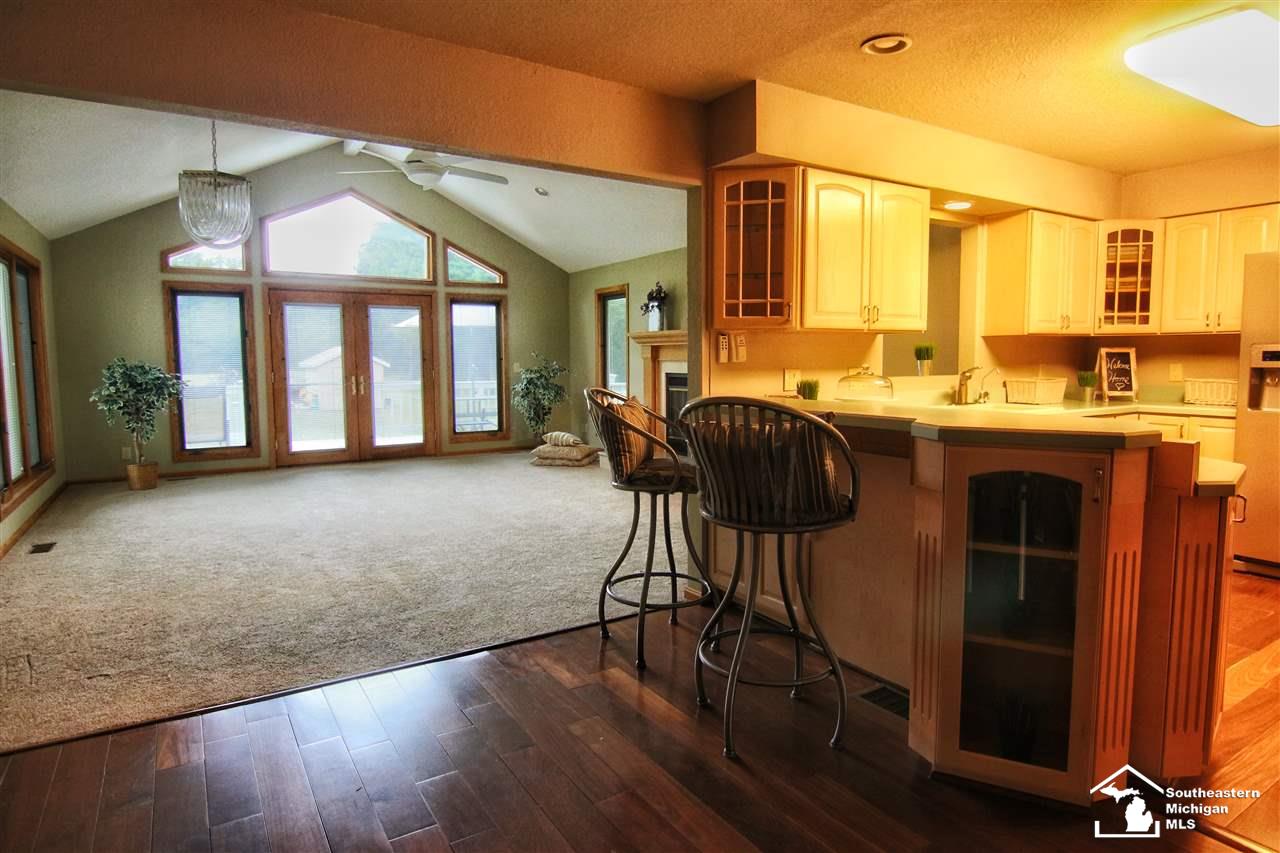 2648 Consear Road Lambertville, MI 48144 - Photo 17 of 42 31360248-17.JPG