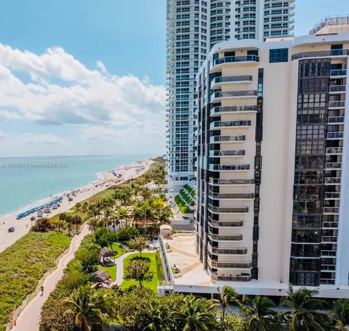 $749,000 | 6423 Collins Avenue, Unit 310, Miami Beach, FL 33141