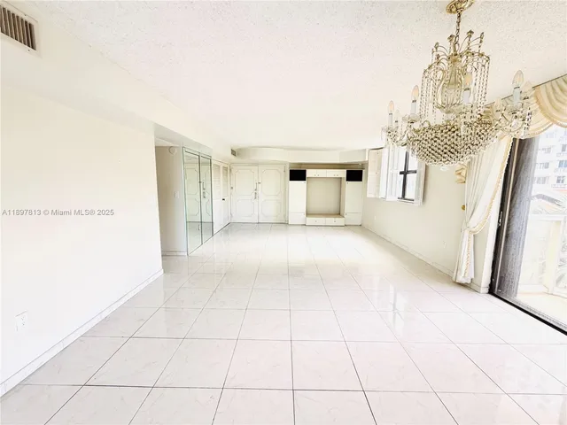 $749,000 | 6423 Collins Avenue, Unit 310, Miami Beach, FL 33141