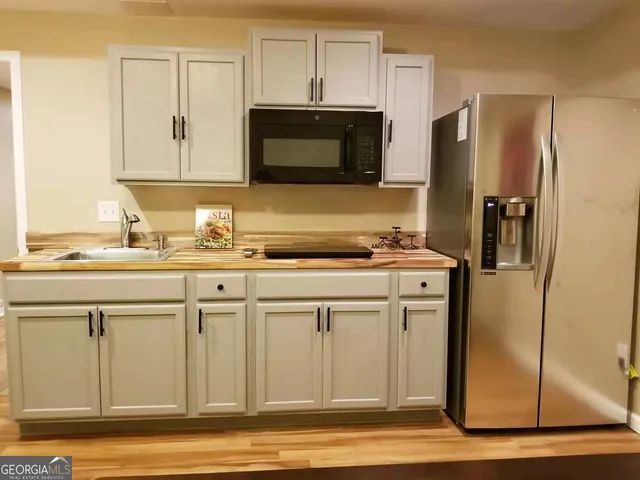 $2,150 | 6729 Great Water Drive, Flowery Branch, GA 30542