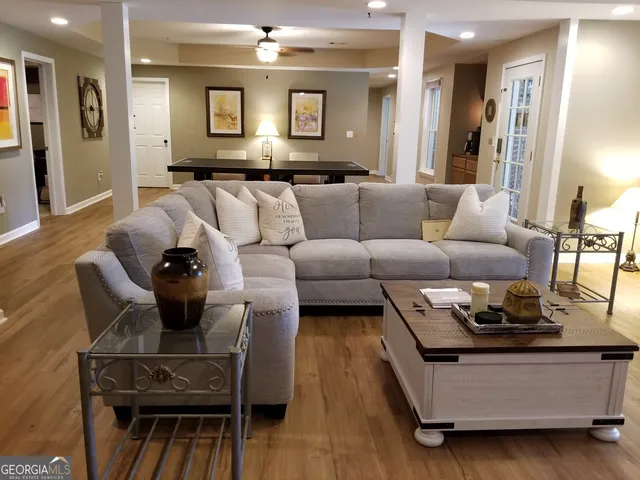 $2,150 | 6729 Great Water Drive, Flowery Branch, GA 30542