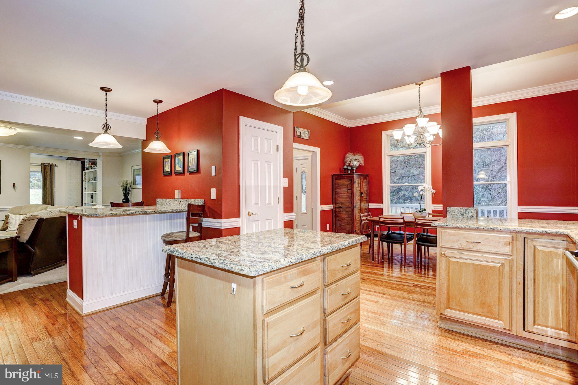 12207 Fingerboard Road Monrovia, MD 21770 - Photo 11 of 46 Eat-In Kitchen