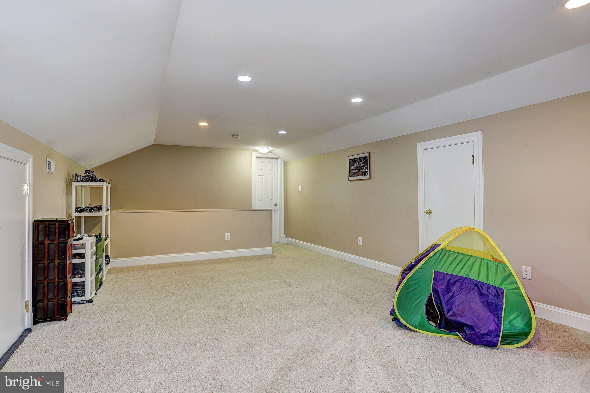 12207 Fingerboard Road Monrovia, MD 21770 - Photo 28 of 46 Office | Den