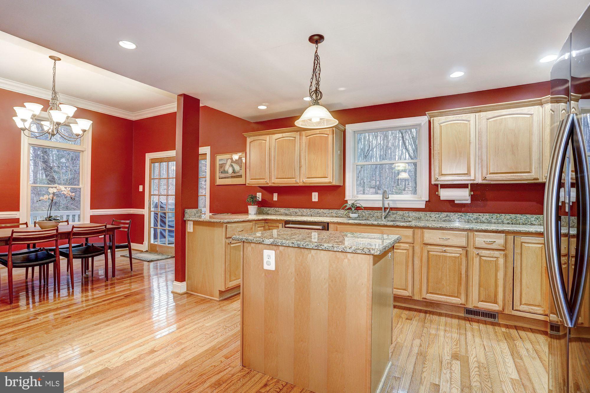 12207 Fingerboard Road Monrovia, MD 21770 - Photo 9 of 46 Eat-In Kitchen