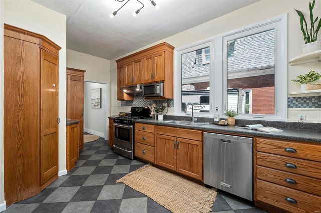 $338,000 | 3432 Oxford Boulevard, St. Louis, MO 63143