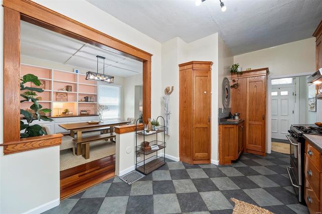 $338,000 | 3432 Oxford Boulevard, St. Louis, MO 63143