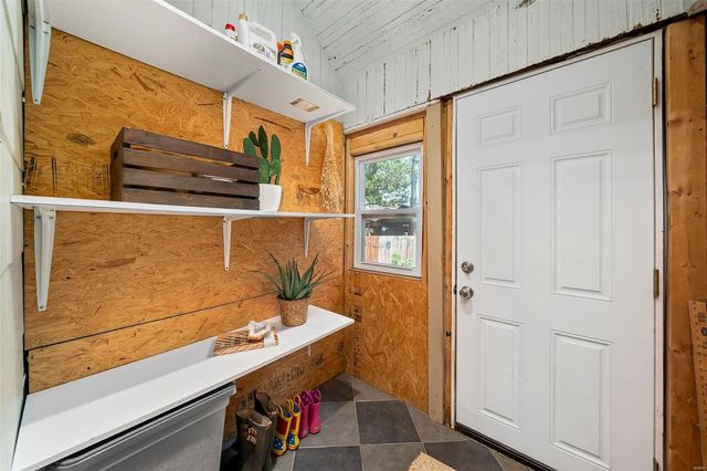 $338,000 | 3432 Oxford Boulevard, St. Louis, MO 63143