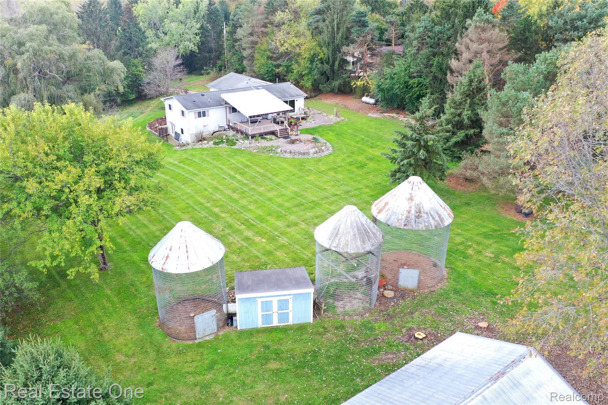 12463 Green Road Goodrich, MI 48438 - Photo 12 of 50 10.jpeg