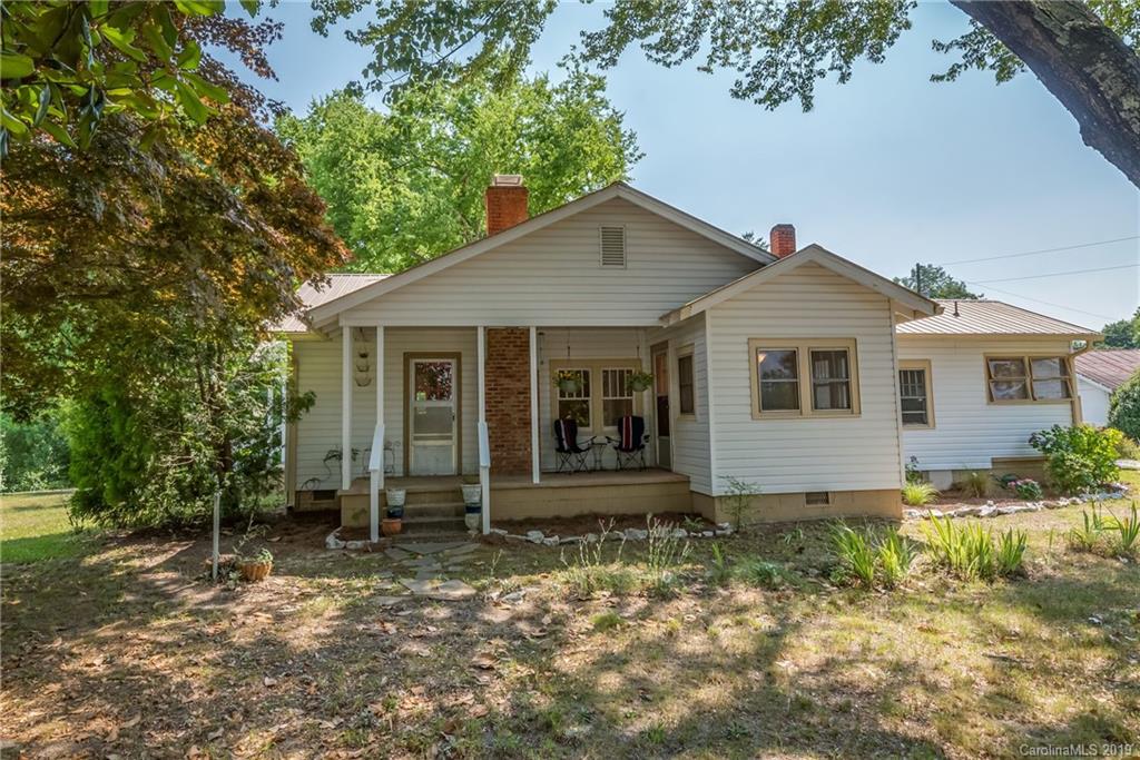 2500 Golf Course Road Columbus, NC 28722 - Photo 1 of 22