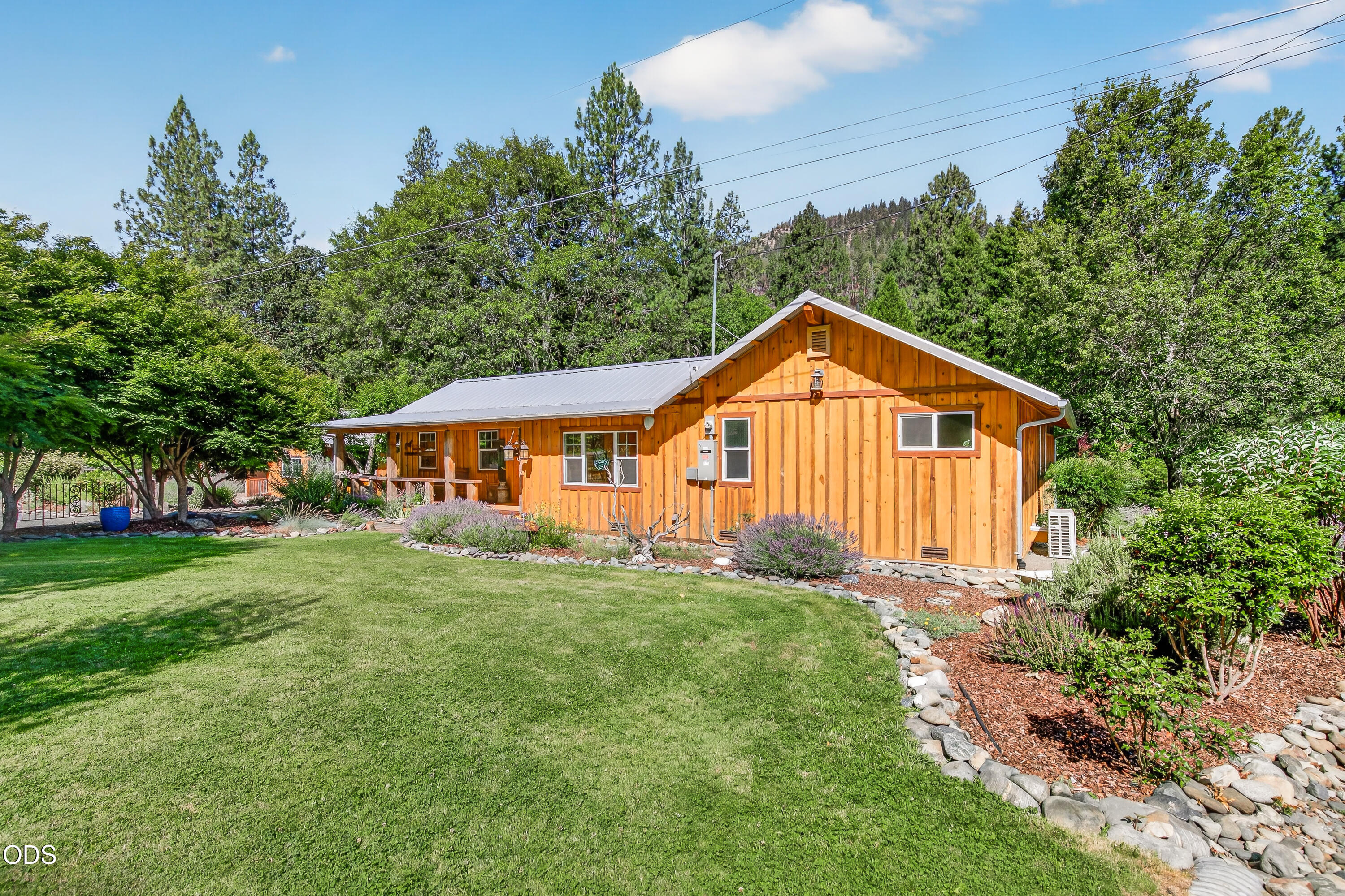 9662 Upper Applegate Road Jacksonville, OR 97530 - Photo 52 of 58