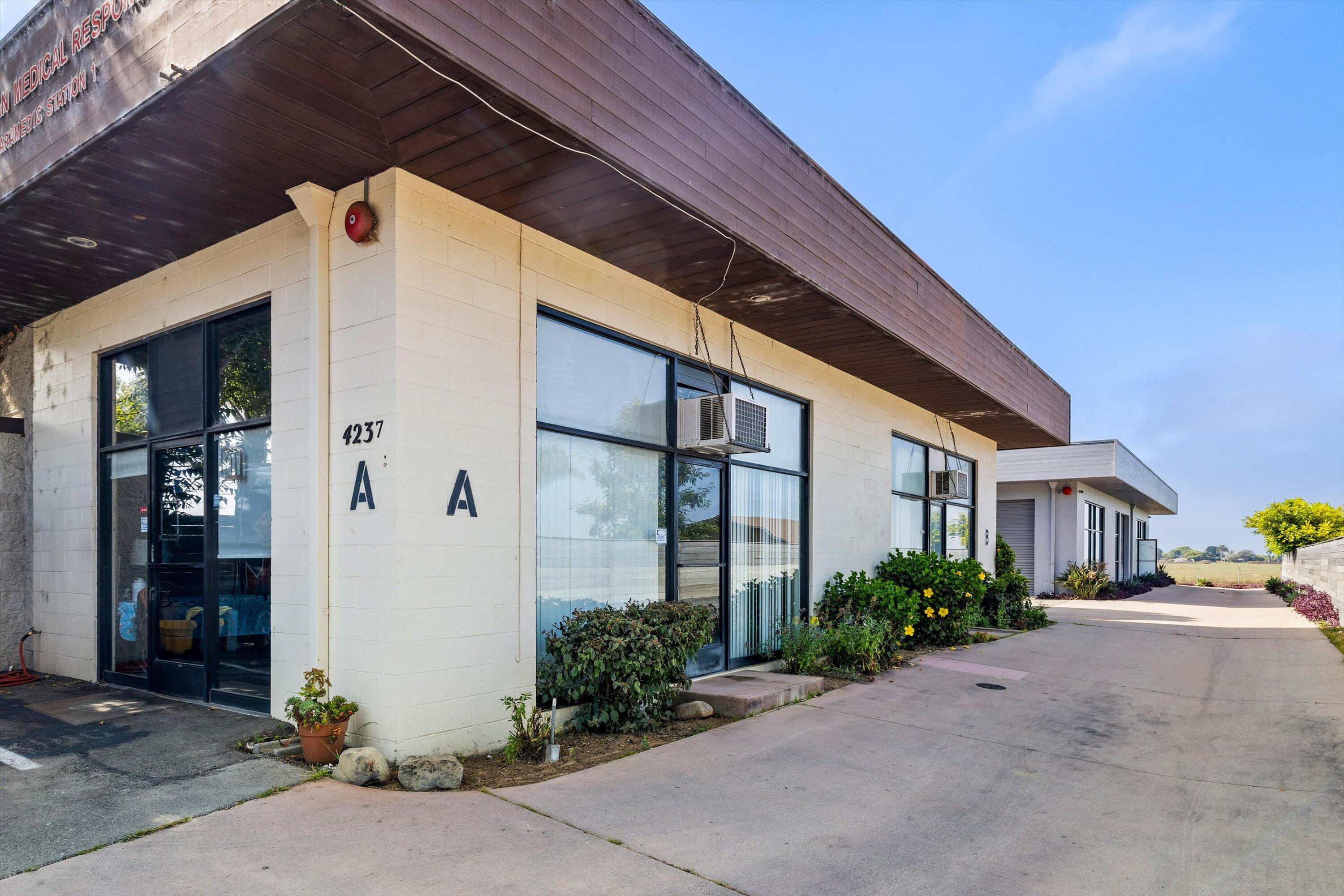 Undisclosed Address Carpinteria, CA 93013 - Photo 2 of 16 01-7L5A9386