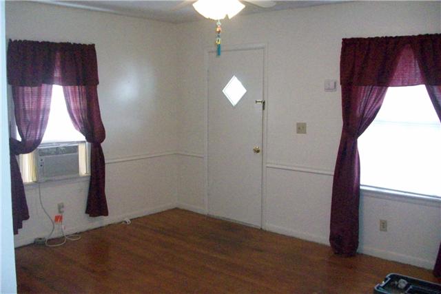 living room in house