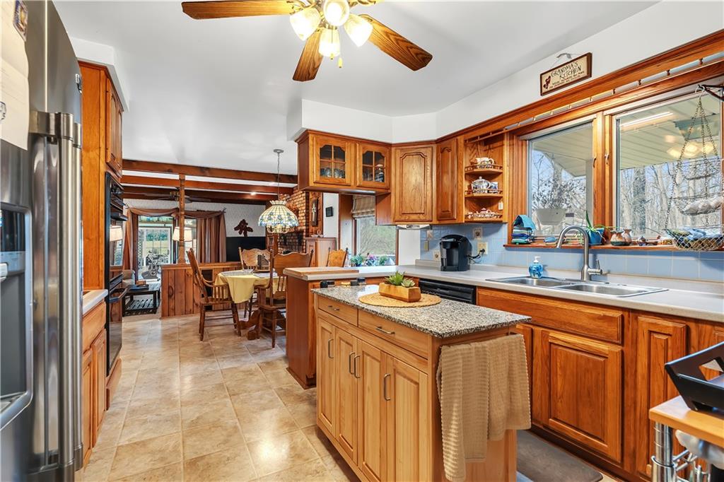 389 Kriess Road Renfrew, PA 16053 - Photo 11 of 49 Gallery Image 11