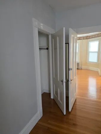 $2,100 | 177 Highland Avenue, Unit 1, Fall River, MA 02720