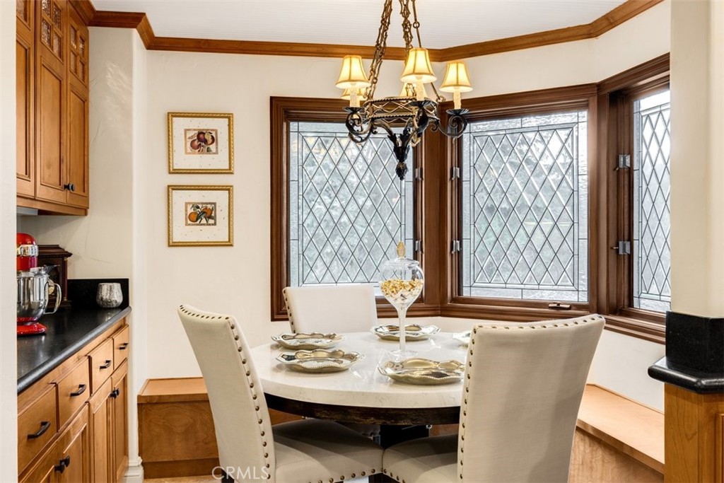 29162 Bald Eagle Ridge Road Lake Arrowhead, CA 92352 - Photo 22 of 60