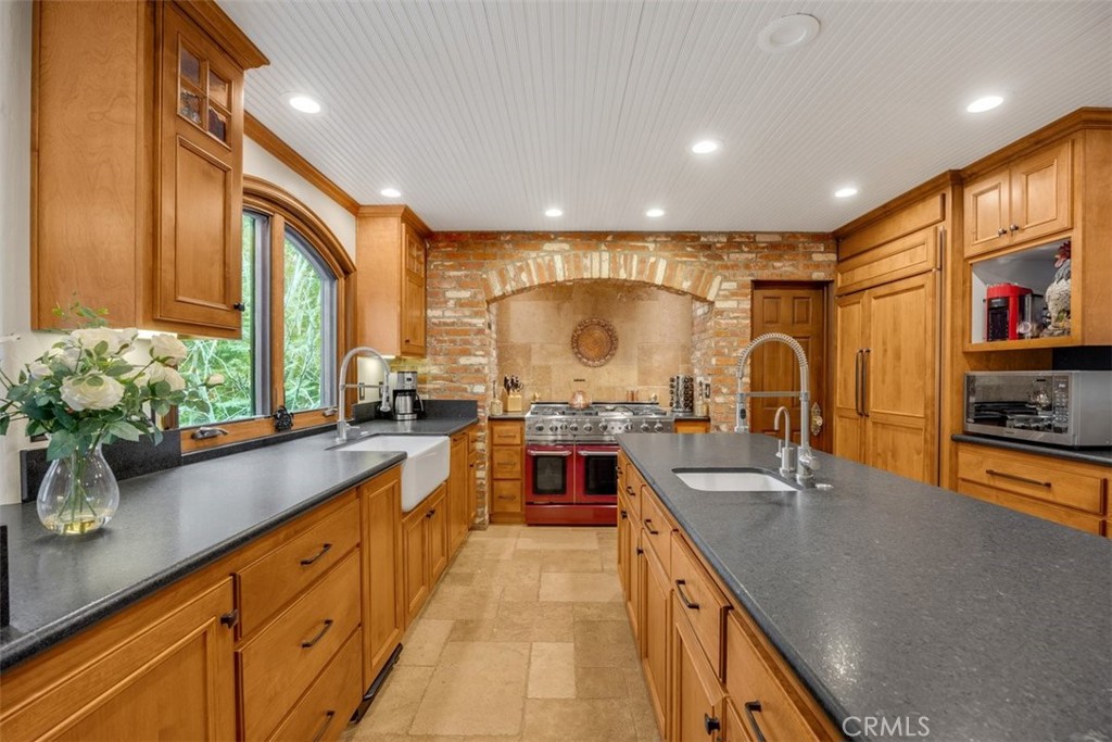 29162 Bald Eagle Ridge Road Lake Arrowhead, CA 92352 - Photo 23 of 60