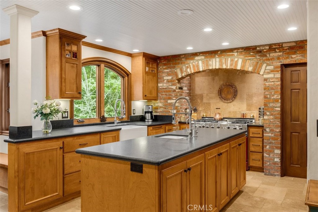 29162 Bald Eagle Ridge Road Lake Arrowhead, CA 92352 - Photo 24 of 60