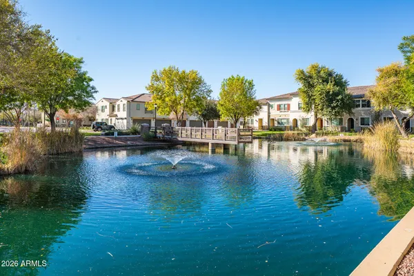 $389,000 | 2750 South Voyager Drive, Unit 101, Gilbert, AZ 85295