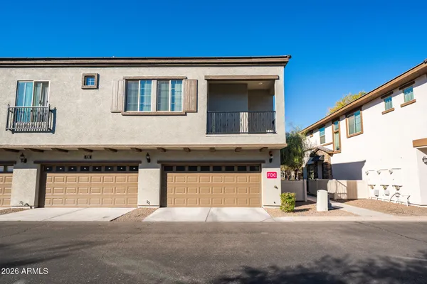 $389,000 | 2750 South Voyager Drive, Unit 101, Gilbert, AZ 85295