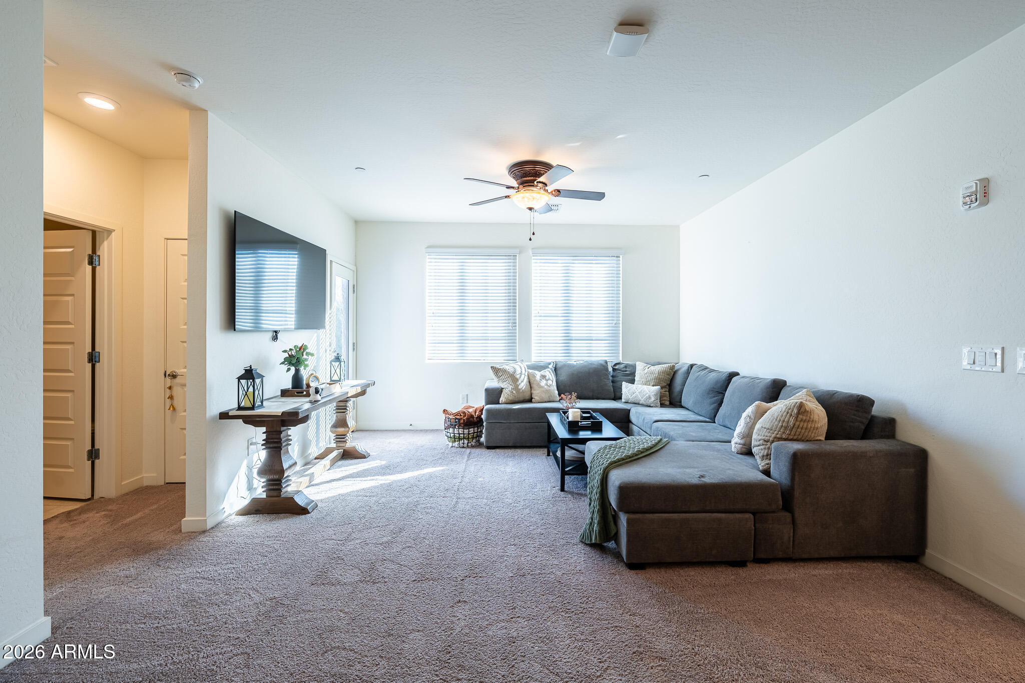 2750 South Voyager Drive, Unit 101 Gilbert, AZ 85295 - Photo 6 of 36 Living Room