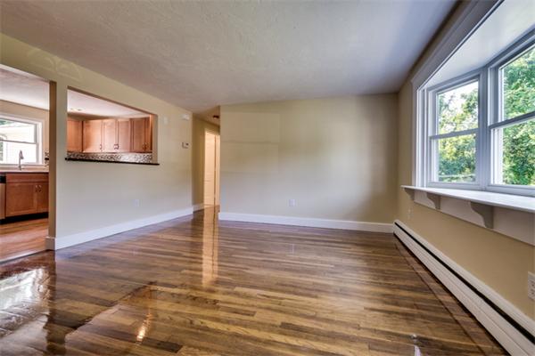 3 Lilian Rd Extension Framingham, MA 01701 - Photo 2 of 20 Gallery Image 2
