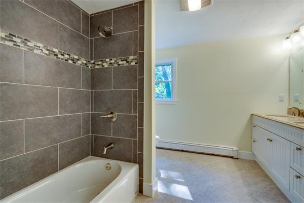 3 Lilian Rd Extension Framingham, MA 01701 - Photo 9 of 20 Gallery Image 9