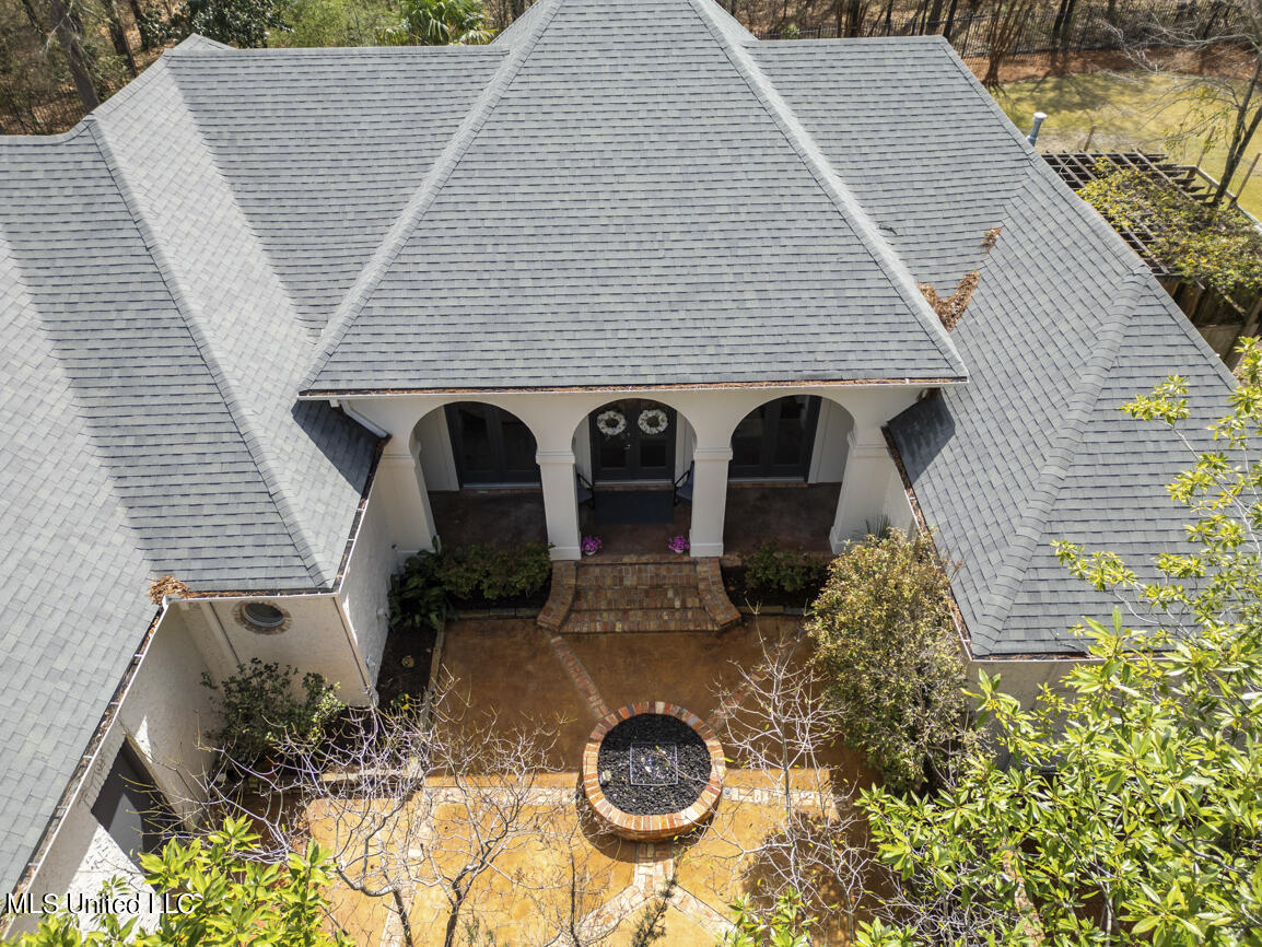 349 Kingsbridge Road Madison, MS 39110 - Photo 61 of 68 349 Kingsbridge drone final-5