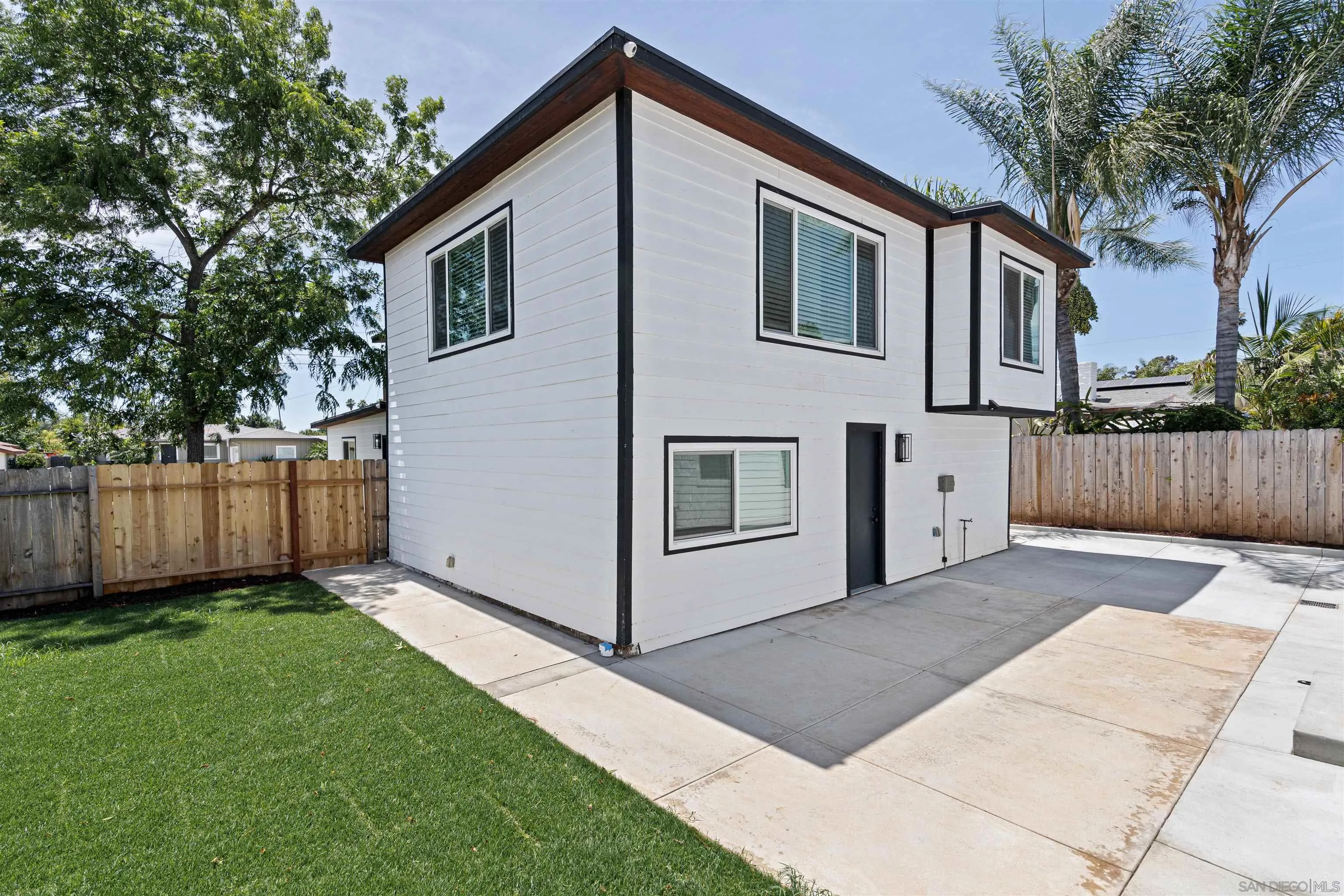 1160 Erica Street Escondido, CA 92027 - Photo 30 of 38