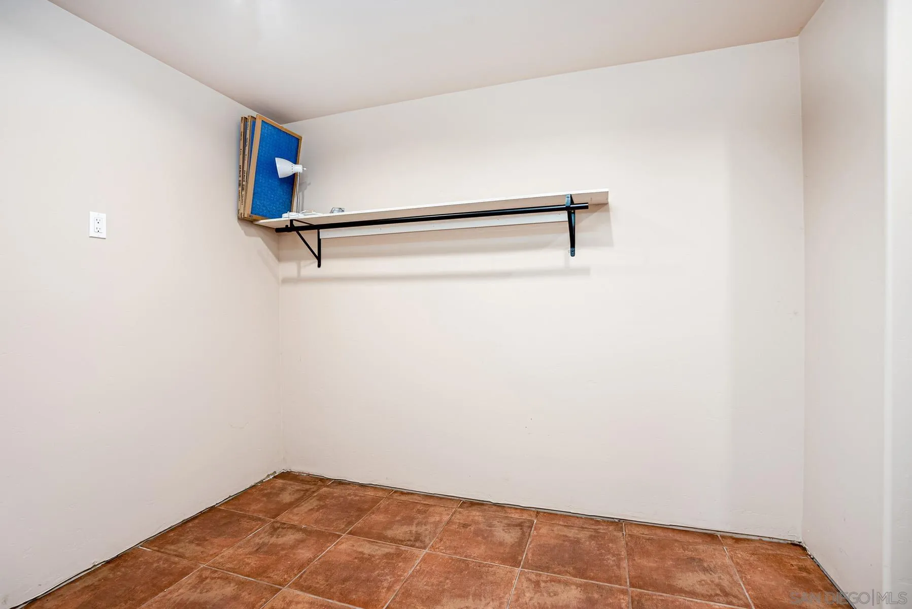 20850 Deerhorn Valley Road Jamul, CA 91935 - Photo 19 of 31 Gallery Image 19